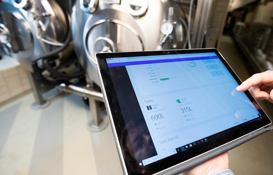 Damm Inaugura Innovador Sistema de Monitoreo en Tiempo Real para Tanques de Cerveza en HIP