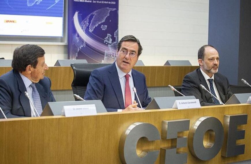 Grandes Empresas Españolas Anticipan Recorte de Jornada Laboral Antes de la Reforma Gubernamental