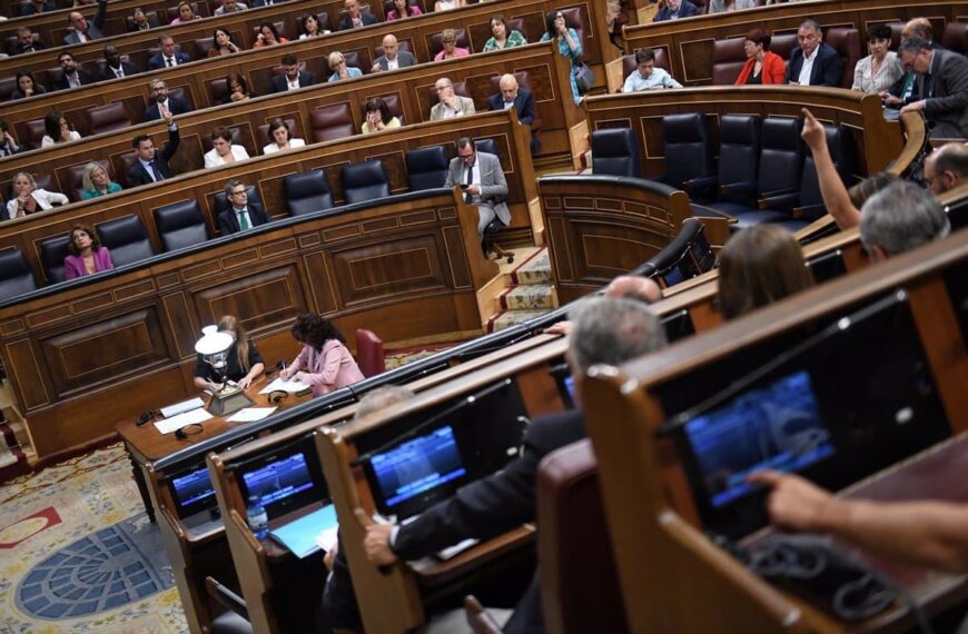 Castilla-La Mancha Reclama «Cordura» al PP Ante la Negativa al Techo de Gasto para Garantizar Inversión en Servicios Públicos