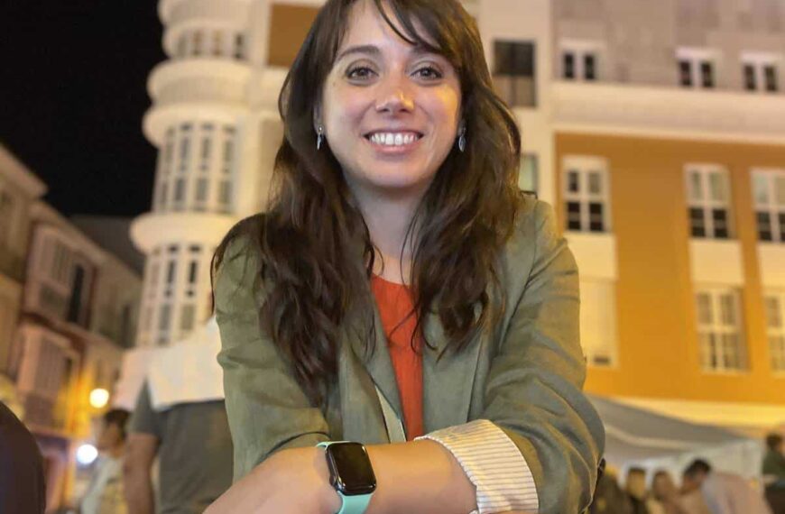 Esther de la Cruz Designada Cartelista Oficial Para la Feria y Fiestas de San Julián 2024 en Cuenca