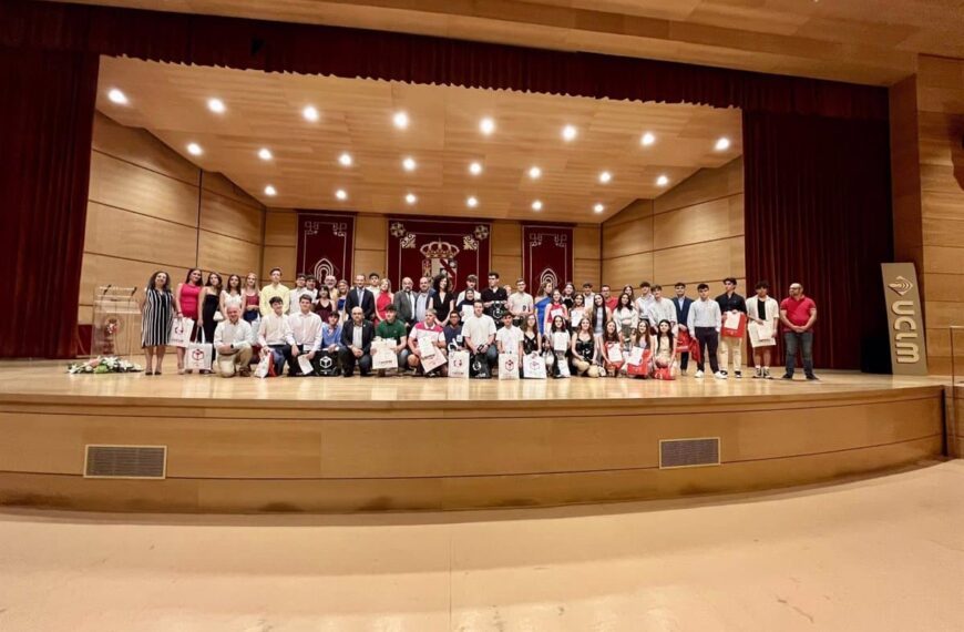 UCLM y Junta Celebran la Excelencia Académica en la EvAU y Olimpiadas Estudiantiles