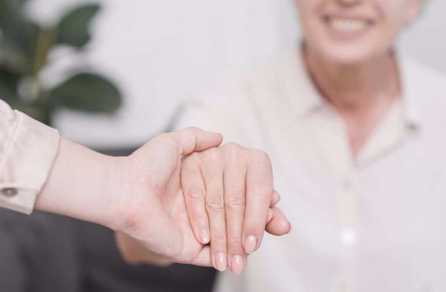 Solicitan a la Junta equiparar subvenciones para plazas en residencias públicas y concertadas