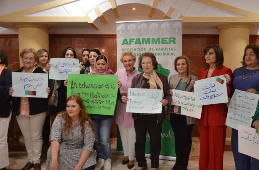 “El grito silenciado que resiste: las mujeres afganas no se rinden”