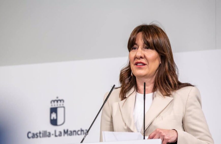 Blanca Fernández afirma que la verdad sobre el Paseo del Bosque de Puertollano «solo tiene un camino» según su perspectiva.