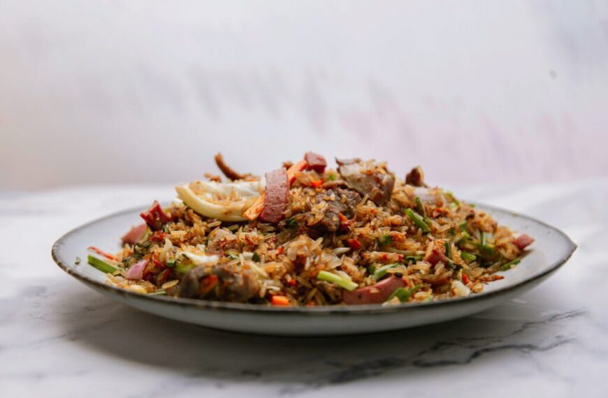 Chef Peruano Edwin Castro Logra Récord con el Arroz Chaufa Más Grande del Mundo