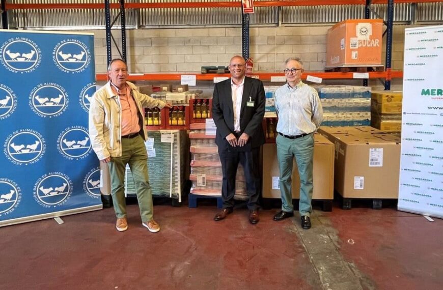 La solidaridad de clientes de Mercadona en Ciudad Real se traduce en 3.000 kilos de comida para el Banco de Alimentos