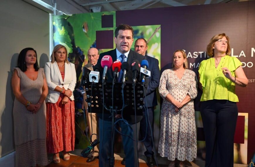 Valverde Integra Bodegas y Cooperativas de la Provincia en la Promoción Internacional de Fenavin