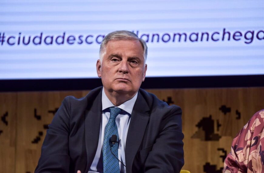 Cañizares asegura que la Policía brindará el mismo apoyo a víctimas de violencia de género a pesar del cambio de nombre