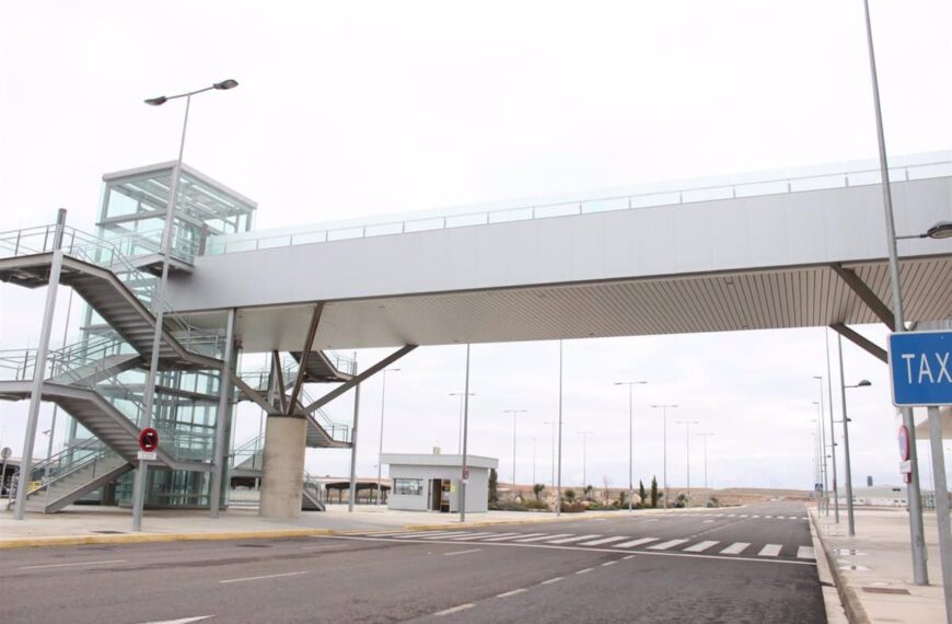 Ciudad Real Informará por Carta a la Junta Sobre la Instalación de Vallas para el Centro de Inmigrantes en el Aeropuerto