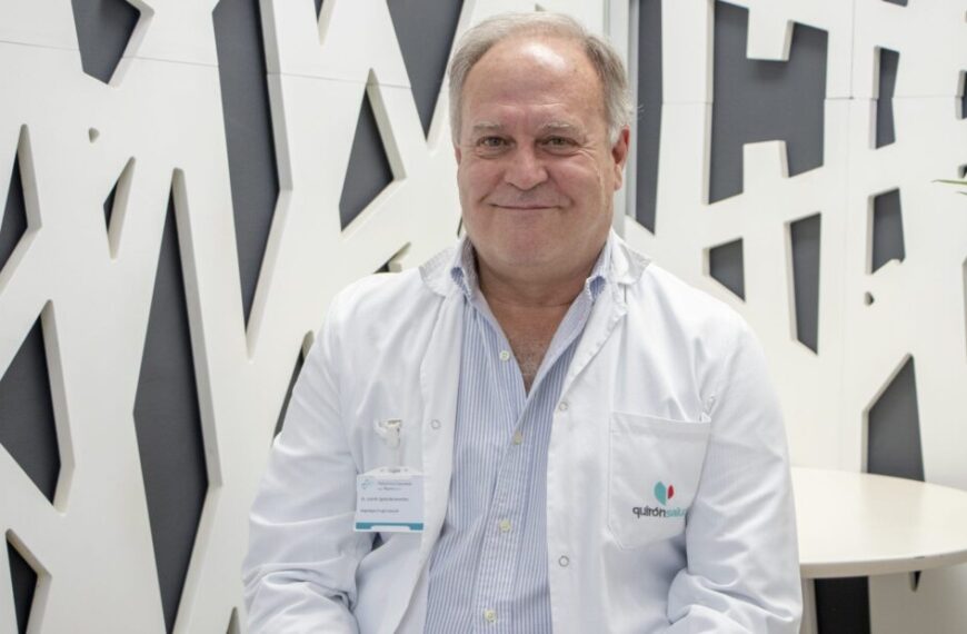 José María Egaña: Factores Hormonales Incrementan la Frecuencia del Síndrome de Piernas Cansadas en Mujeres