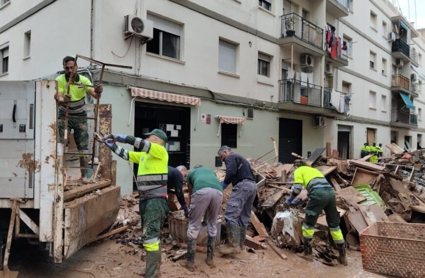 FCC Medio Ambiente continúa apoyando a la población afectada por la DANA