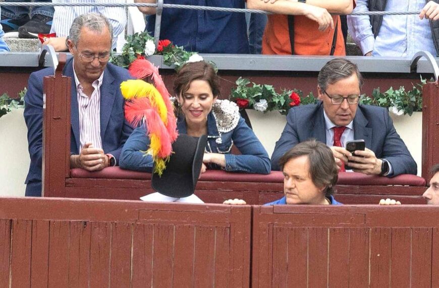 Isabel Díaz Ayuso Reduce Presupuestos de Museos Nacionales para Financiar la Tauromaquia