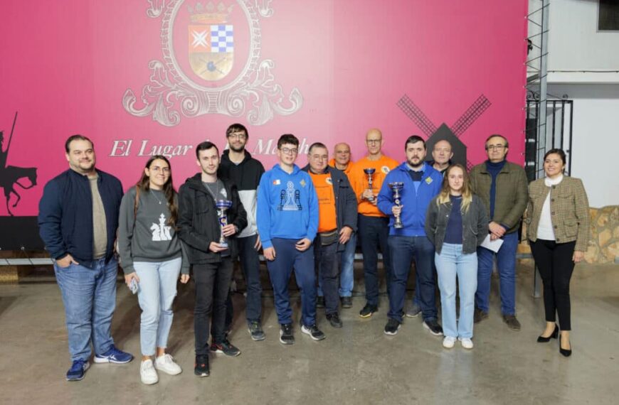 Cerca de 100 ajedrecistas protagonizan un vibrante campeonato en Argamasilla de Alba