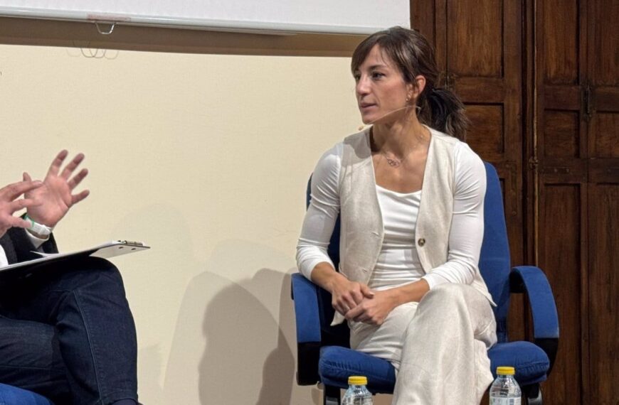 Sandra Sánchez celebra los avances en el deporte femenino y promueve su visibilidad para inspirar a futuras generaciones.