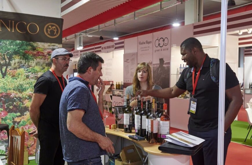 Todas las Regiones Vitivinícolas de España Se Reúnen en Fenavin 2025 para Celebrar la Diversidad del Vino Nacional