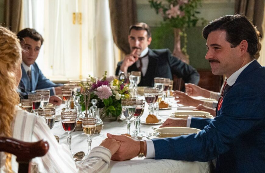 Amor en Huelga: Pasiones y Sacrificios en la Sombra del Deseo