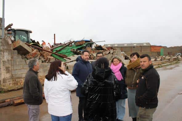 Blanca Fernández ofrece colaboración gubernamental para recuperar normalidad en Torre de Juan Abad