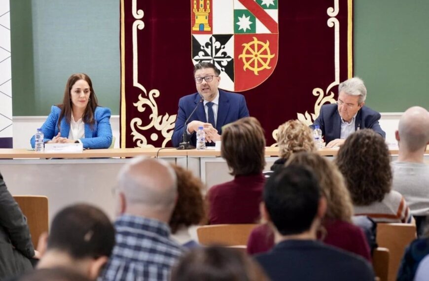 C-LM llevará a cabo 1.600 acciones formativas para 20.000 docentes hasta final de curso