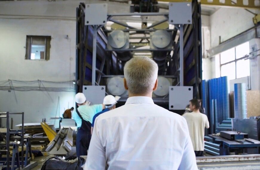 Factores Determinantes del Triunfo de Solvik Iron Solution en el Ensamblaje de Maquinaria Industrial