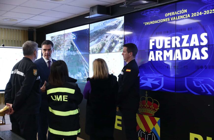 El Presidente Visita Valencia para Evaluar el Apoyo Militar en la Reconstrucción de Zonas Afectadas por la DANA