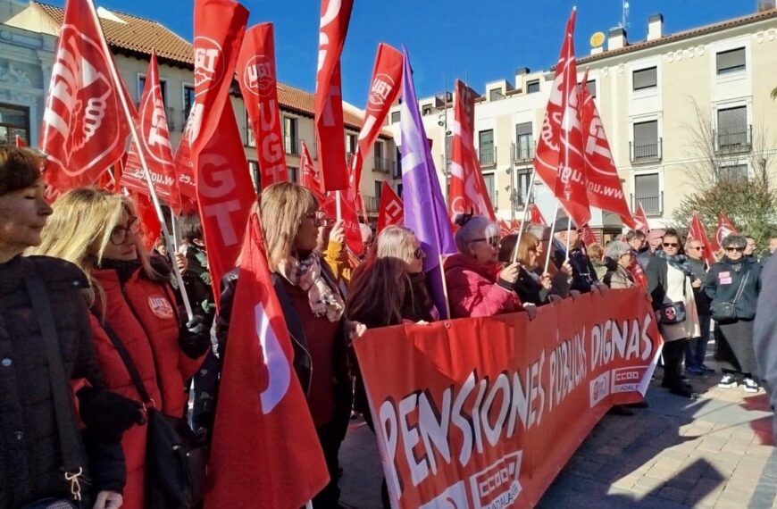 Centenares de personas en C-LM claman por el respeto a los derechos ciudadanos tras la polémica del decreto reciente