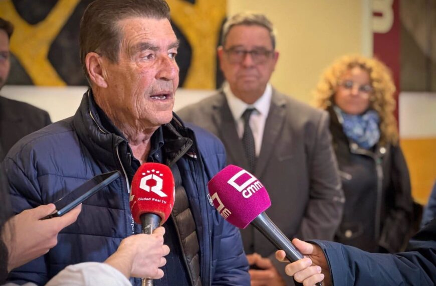 El juez Calatayud advierte sobre el impacto de la salud mental en jóvenes y sus familias en un mundo cada vez más complejo