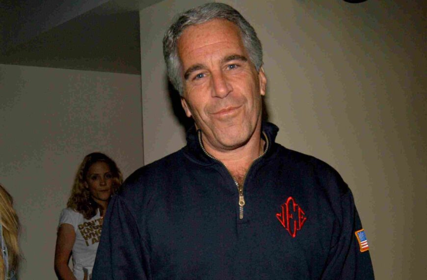 Pasajeros de los Vuelos de Jeffrey Epstein: Nombres Revelados hasta la Fecha
