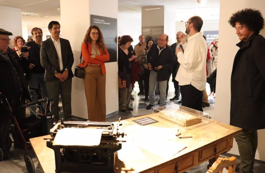 Más de 6.000 visitantes recorren la exposición ‘El cuerpo ausente’ en Cuenca, organizada por el Gobierno regional.