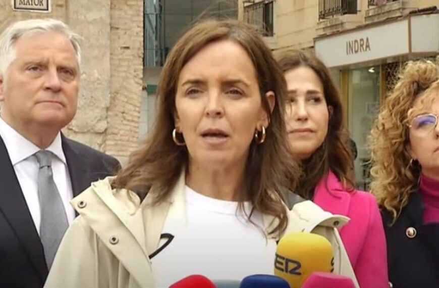 Fúnez critica a Cuerpo por no hablar de los PGE y acusa al Gobierno de defenderse a sí mismo, no a los españoles
