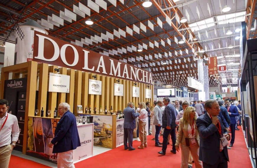 La Denominación de Origen La Mancha Se Destaca en Fenavin 2025