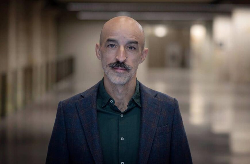 La Facultad de Letras presenta un mes lleno de actividades con la visita de Jesús Carrasco este martes