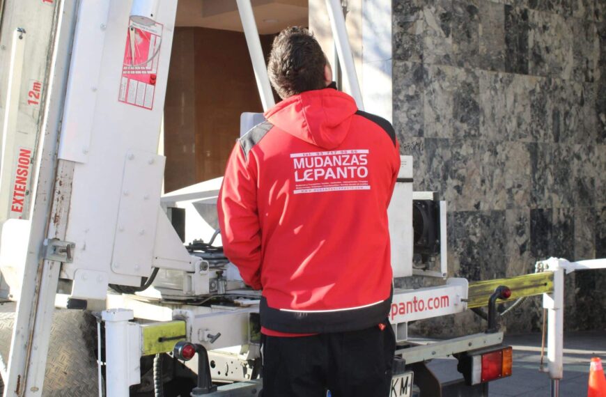 Mudanzas Lepanto: Líderes en Servicio con Más de 100 Mudanzas en Terrassa este Año