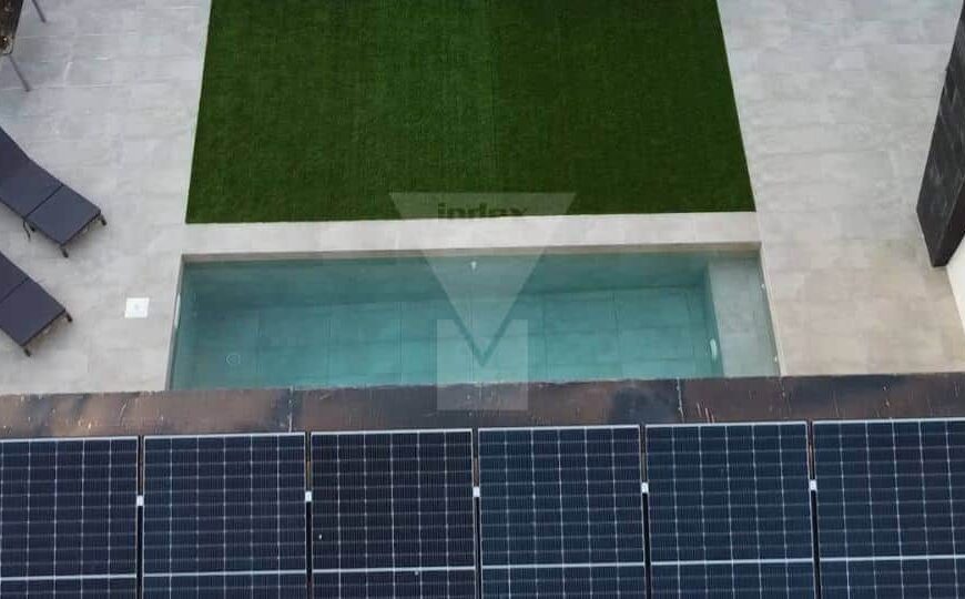 Creciente Popularidad de Viviendas Autosuficientes Desconectadas de la Red Eléctrica