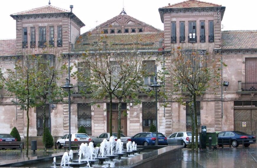 Detienen en Alcázar de San Juan a dos expertos en robos en tiendas con bolsa de Faraday para inhibir alarmas