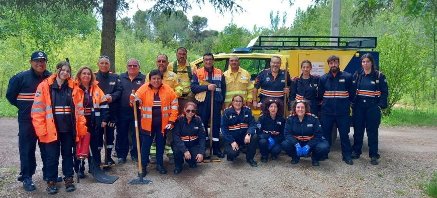 El Gobierno regional capacita a voluntarios de Protección Civil de Ciudad Real en técnicas de extinción de incendios de vegetación