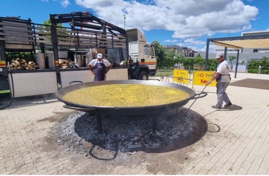 Récord Guinness de Paella en Bouco Las Rozas: Celebración Familiar Unida