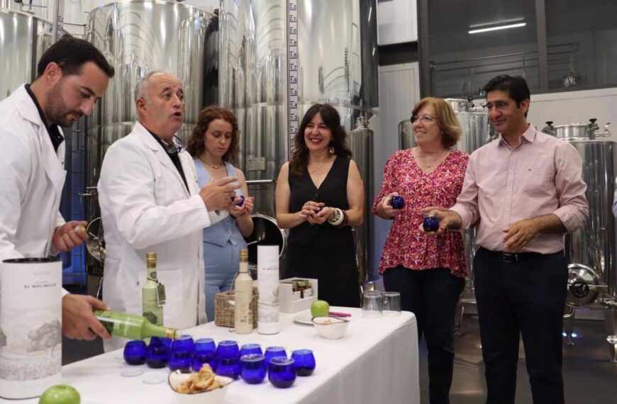 Caballero defiende que Castilla-La Mancha es la despensa de Europa y una reserva natural de calidad agroalimentaria reconocida