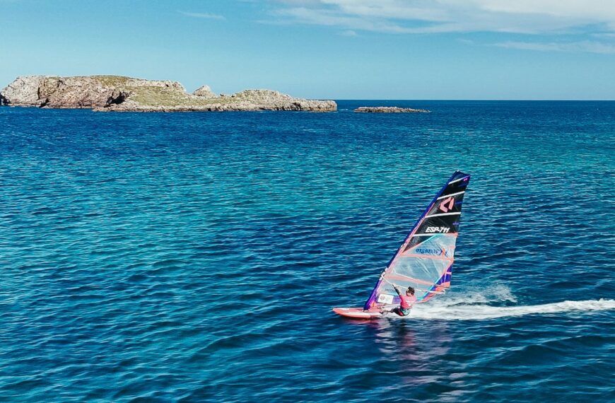 Gran resultado de Eduardo Navarro en la 1ª regata disputada en Sagres