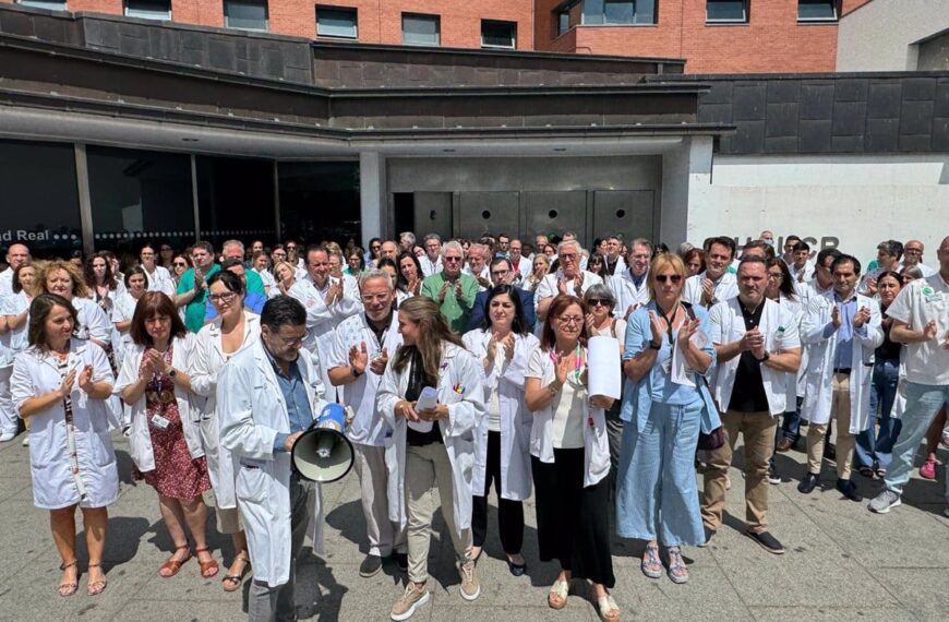 Profesionales del hospital de Ciudad Real condenan la agresión de una familia al personal sanitario