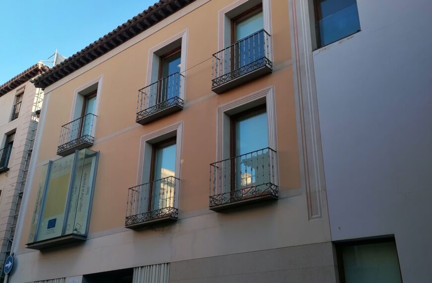 Domando el Calor: Estrategias de Arquitectura Sostenible en Castilla-La Mancha