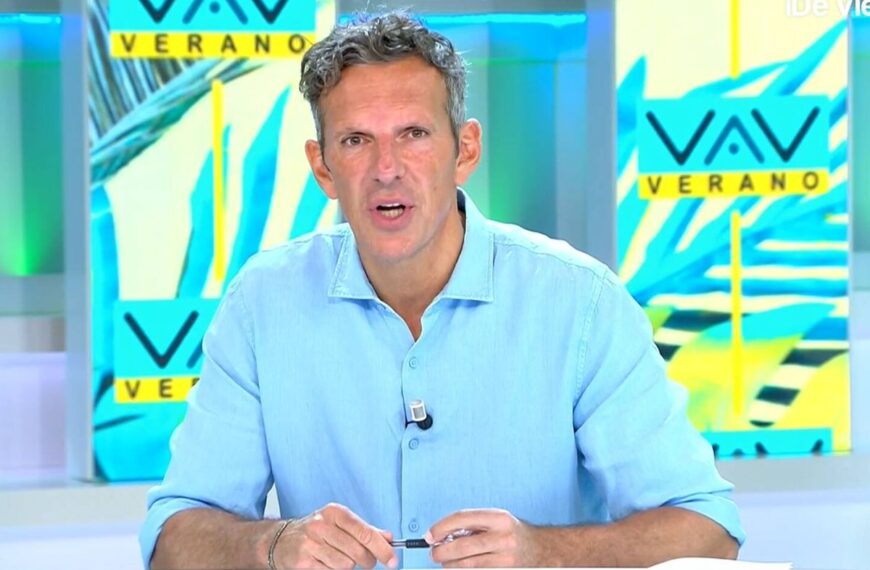 Joaquín Prat estalla en Telecinco: un contundente tirón de orejas a todos los gobiernos