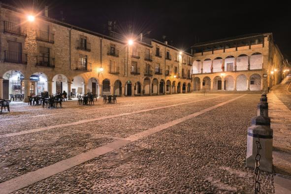 Castilla-La Mancha Alcanzá Récord Histórico: Más de 2,3 Millones de Pernoctaciones en los Siete Primeros Meses del Año
