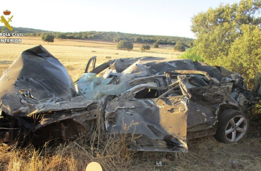 La Guardia Civil investiga al conductor de un vehículo por un delito de homicidio imprudente