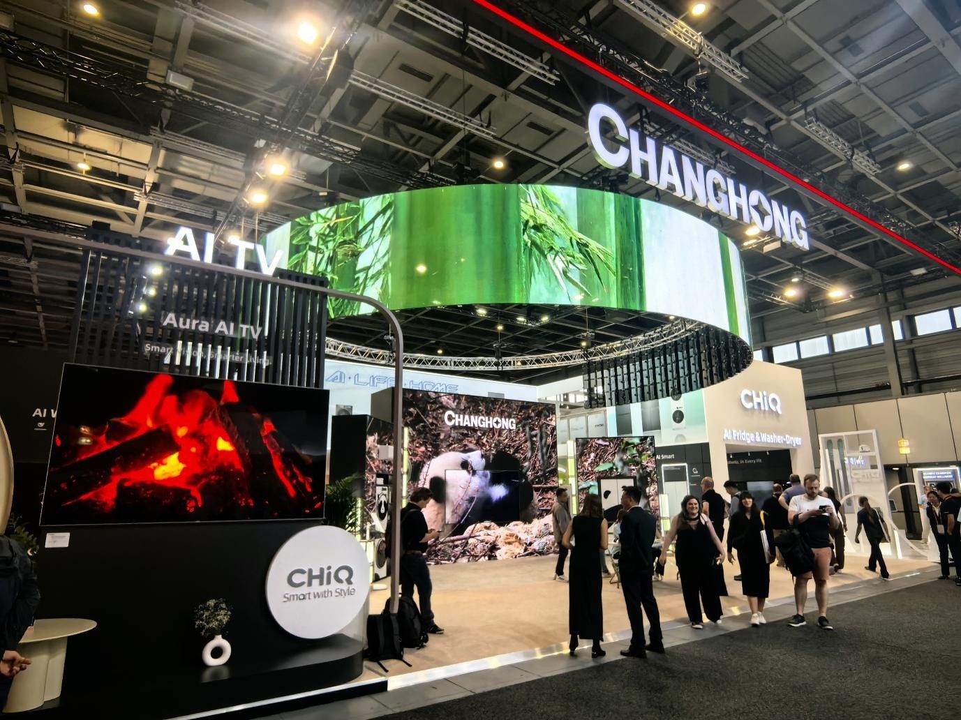 CHiQ Presenta su Revolucionaria IA Inspirada en Panda
