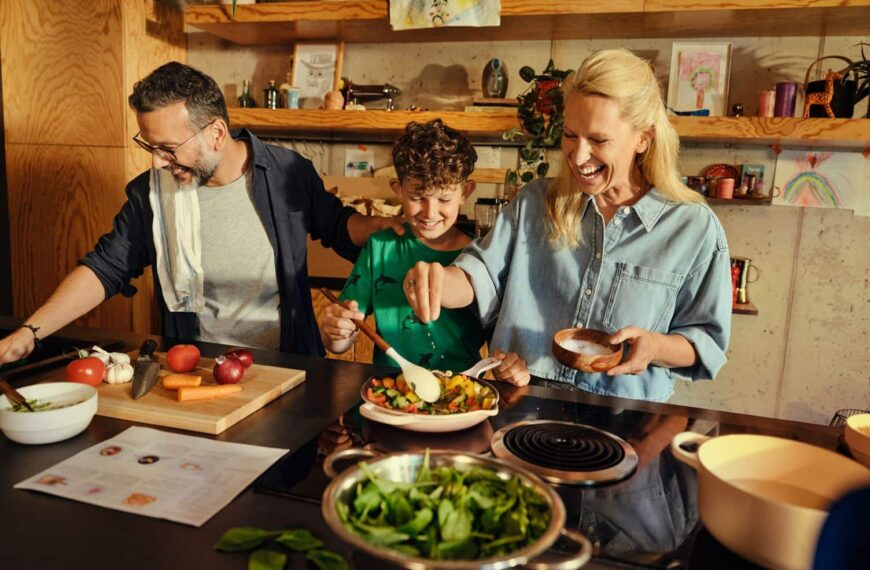 Recupera el Placer de Cenar Juntos: HelloFresh Te Reta a 21 Días de Compromiso