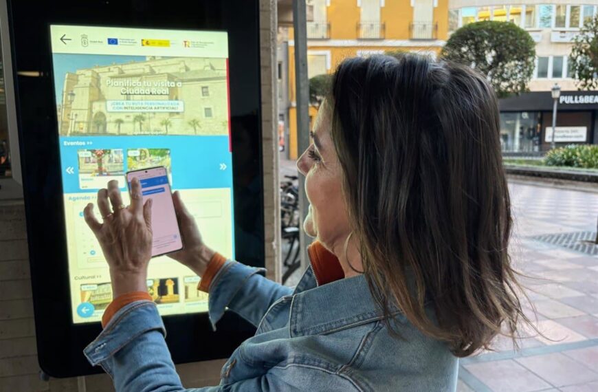 Ciudad Real estrena pantallas interactivas para una atención turística integral