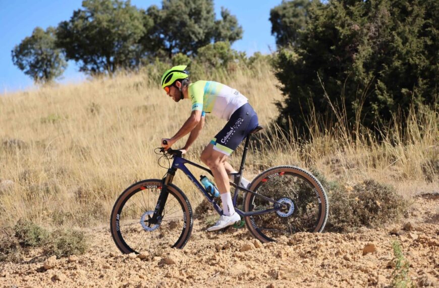 La Peralveche Bike Race lleva el circuito MTB de la Diputación al Alto Tajo