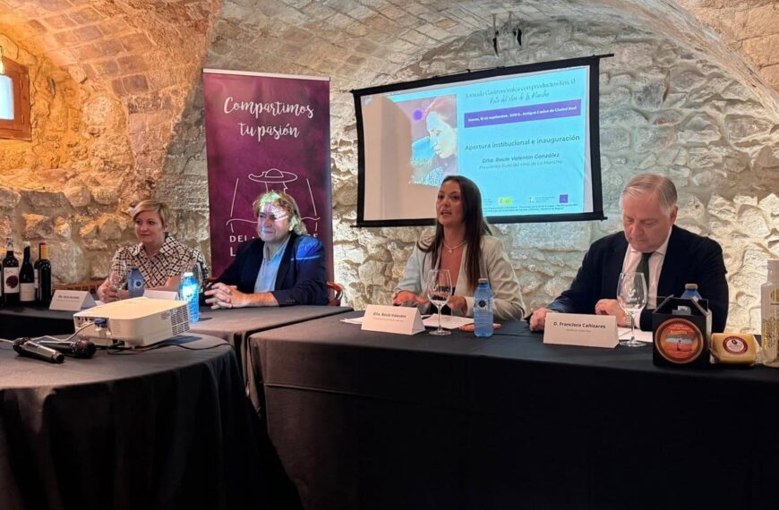 La Ruta del Vino de La Mancha analiza los futuros retos del sector enoturístico