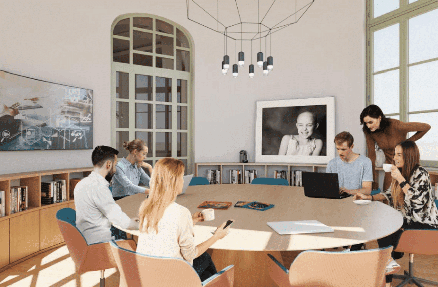 Natursystem Revitaliza el Interior del Pabellón de la Victoria en Sant Pau Histórico
