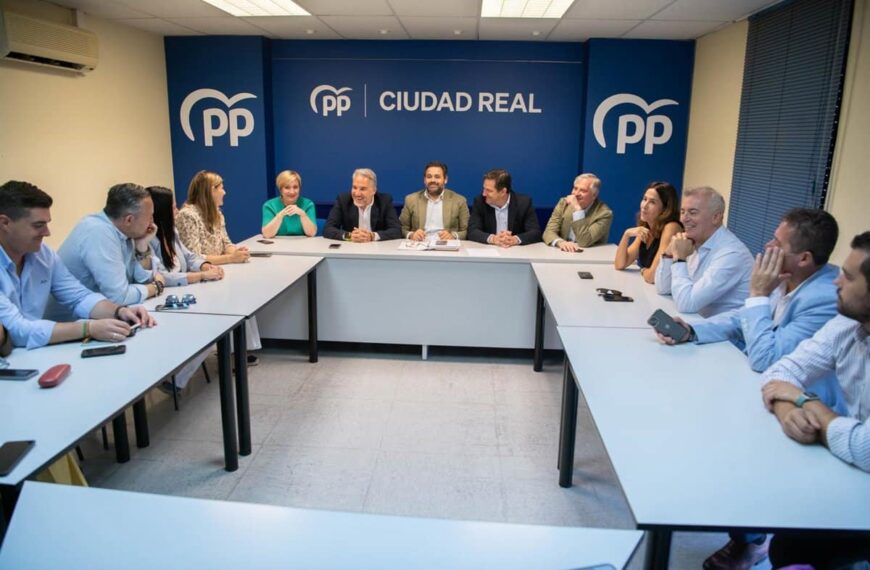 Núñez admite que el dato en CLM «mejora un poquito», pero ve a la región «peor que el resto» de manera estructural
